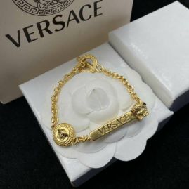 Picture of Versace Bracelet _SKUVersacebracelet06cly7416643